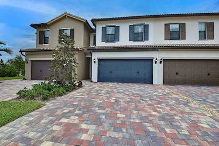 4790 Blistering Way Lake Worth Beach, FL 33467