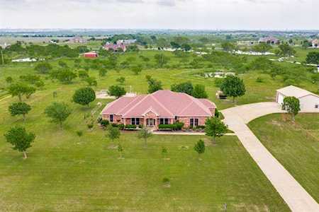 2671 Amyx Ranch Drive Ponder, TX 76259