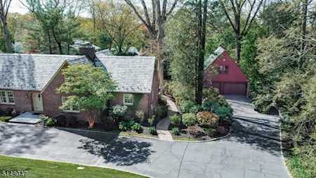 14 Amherst Rd Chatham Boro, NJ 07928