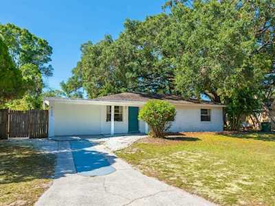 2122 Temple St Sarasota, FL 34239