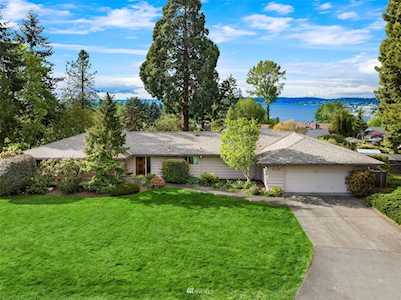 9836 NE 33rd St Bellevue, WA 98004