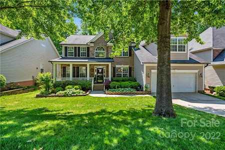1021 Anduin Falls Dr Charlotte, NC 28269
