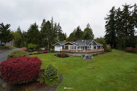 2150 NE Edwin Ct Poulsbo, WA 98370