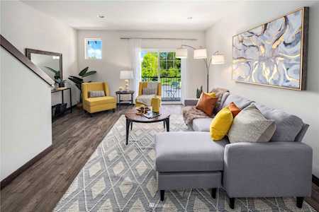 7157 SW 27th Ave Seattle, WA 98106