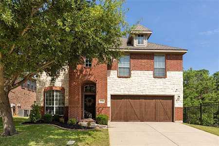 1710 Lakeshore Drive Euless, TX 76039
