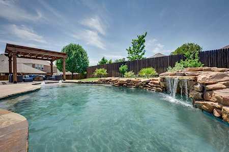 9725 Brewster Lane Fort Worth, TX 76244