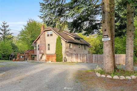 1102 N Township St Sedro Woolley, WA 98284