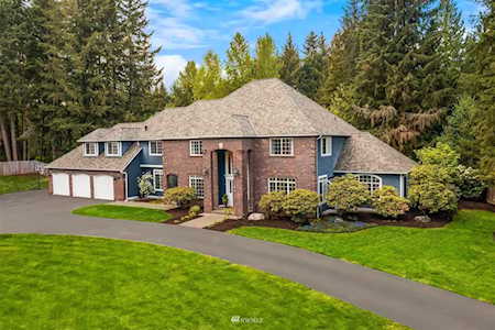 22112 NE 194th St Woodinville, WA 98077