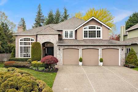 16643 SE 48th Place Bellevue, WA 98006