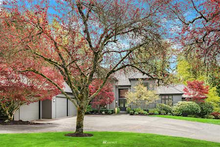 16343 SE 63rd St Bellevue, WA 98006