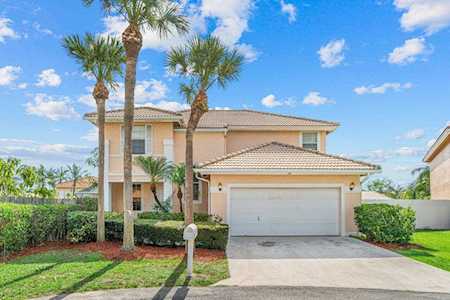 34 Valencia Drive Boynton Beach, FL 33436