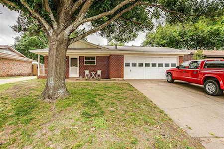 365 Hillery Street Burleson, TX 76028