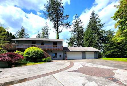 622 E State Route 4 Cathlamet, WA 98612