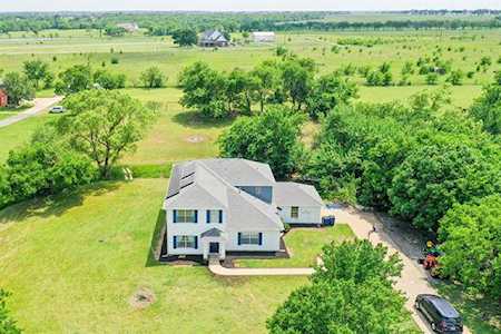1114 Bledsoe Road Gunter, TX 75058