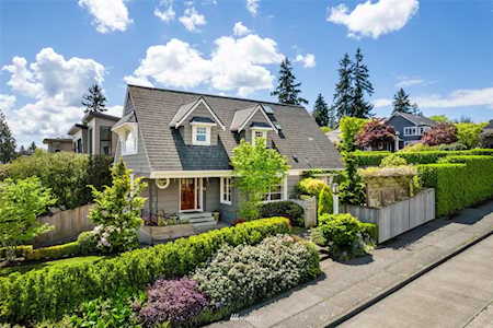 5105 NE 75th St Seattle, WA 98115