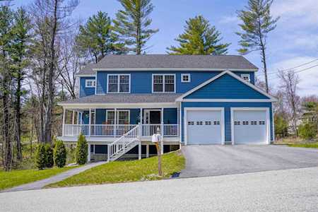 1414 N Russell St Manchester, NH 03104