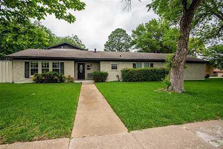 1627 Hendrix Drive Irving, TX 75061