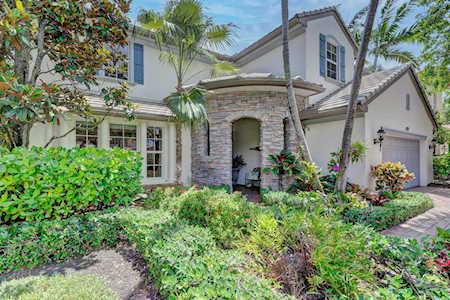 1422 Barlow Court Palm Beach Gardens, FL 33410