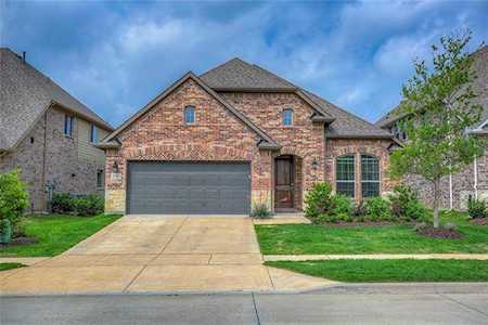 2137 Triton Drive Mckinney, TX 75071