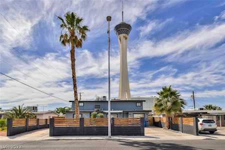 2220 Santa Paula Dr Las Vegas, NV 89104