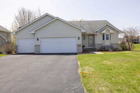 8761 Autumn Oaks Drive Rockford, MN 55373