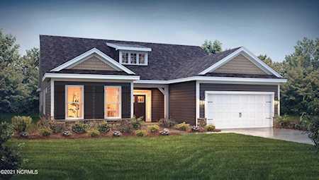 5008 Spring Green Pass New Bern, NC 28562