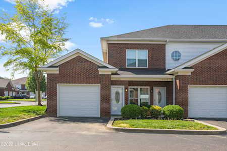 10340 Dorsey Village Dr Louisville, KY 40223