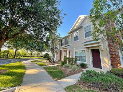 8049 Summerside Cir Jacksonville, FL 32256