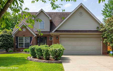 7306 Quindero Run Rd Louisville, KY 40228