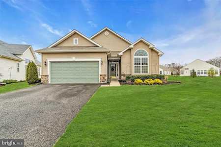 36 Eagle Ridge Circle Lakewood, NJ 08701