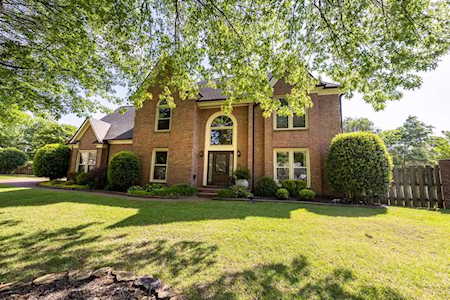 2167 Neshoba Nook Cir Collierville, TN 38017