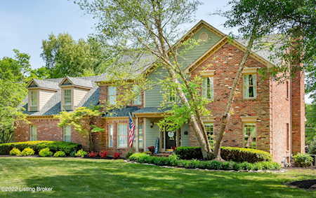 132 Wedgewood Dr Shelbyville, KY 40065