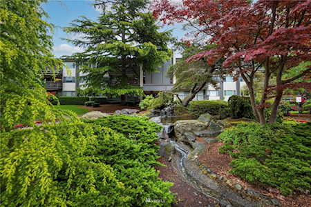 2500 81st Ave SE #346 Mercer Island, WA 98040