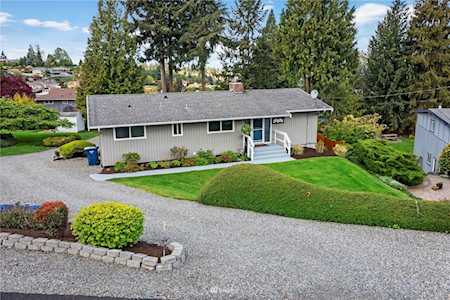 29825 10th Ave SW Federal Way, WA 98023