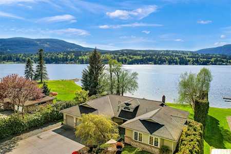 627 E Lake Samish Dr Bellingham, WA 98229