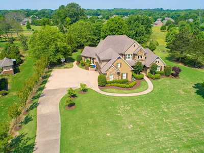 295 Park View Dr Piperton, TN 38017