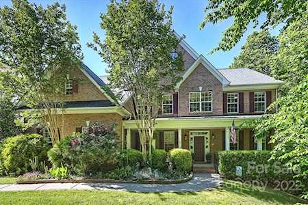 121 Isle Run Dr Mooresville, NC 28117