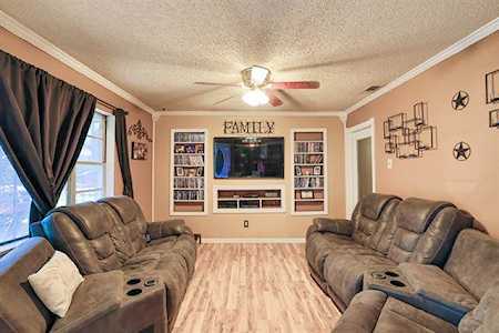 7800 Whitney Drive White Settlement, TX 76108