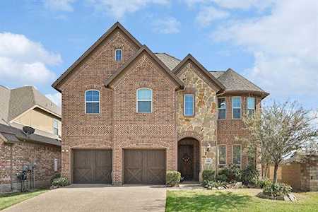 1200 Grant Avenue Lantana, TX 76226