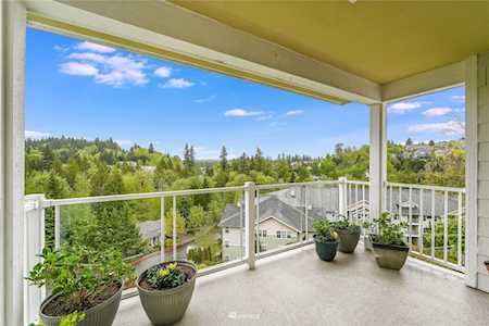 4522 226th Terrace SE Issaquah, WA 98029