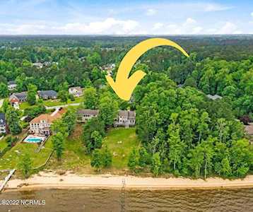104 Balboa Court New Bern, NC 28560