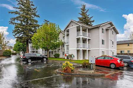 2711 W Maplewood Ave #207 Bellingham, WA 98225