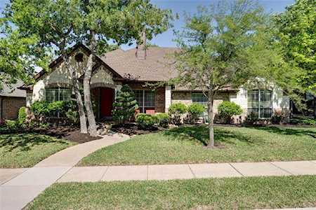 12416 Water Oak Drive Fort Worth, TX 76244