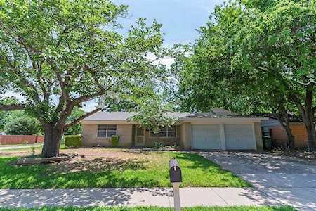 2020 Melissa Street Arlington, TX 76010