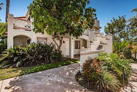 9479 Fairgrove Ln #202 San Diego, CA 92129