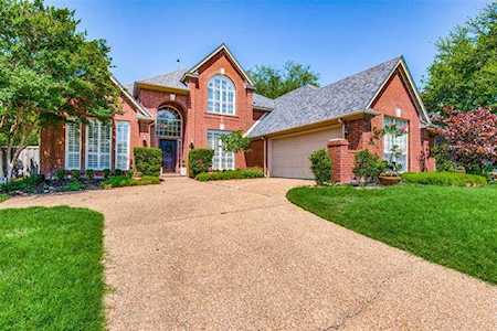 4818 N Meadow Ridge Circle Mckinney, TX 75072