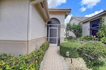 8893 Shoal Creek Lane Boynton Beach, FL 33472
