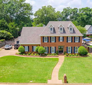 1993 Brandon Hall Dr Germantown, TN 38139