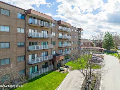 3030 Breckenridge Ln #528 Louisville, KY 40220