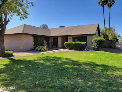 6221 W Comet Avenue Glendale, AZ 85302